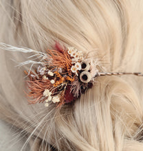 Load image into Gallery viewer, 3 x Rustic preserved everlasting flowers bobby pins
