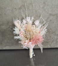 Load image into Gallery viewer, Blush &amp; Neutral Everlasting buttonhole
