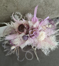 Load image into Gallery viewer, Violet, purple preserved &amp; dry flowers corsage
