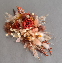 Load image into Gallery viewer, Rustic Style Everlasting flowers shoulder corsage - Rustic Terracotta

