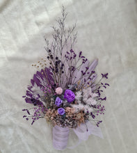 Load image into Gallery viewer, Glorious purple tone flower arrangement w preserved roses
