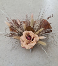 Load image into Gallery viewer, Peach blush Everlasting flowers cake topper
