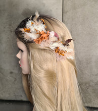 Load image into Gallery viewer, Rustic everlasting flowers hair comb
