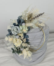 Load image into Gallery viewer, Grey / blue everlasting flowers cake hoop topper - 5 inch
