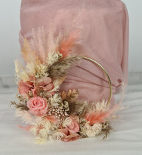Load image into Gallery viewer, Peach neutral everlasting flowers cake hoop topper - 5 inch
