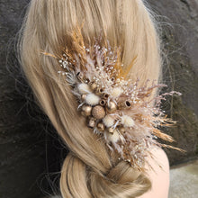 Load image into Gallery viewer, Bohemia everlasting flowers hair comb

