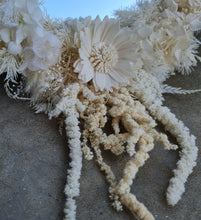 Load image into Gallery viewer, Boho deco Everlasting flowers wall mirror
