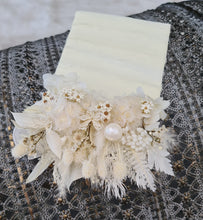Load image into Gallery viewer, Boho style groom&#39;s preserved pocket flowers - boutonniere
