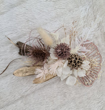 Load image into Gallery viewer, Everlasting preserved flowers double cake topper - blush
