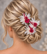 Load image into Gallery viewer, 4 x Everlasting bobby pins - white &amp; red
