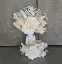 Load image into Gallery viewer, Everlasting flowers cake topper x 2 – off white
