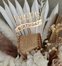 Load image into Gallery viewer, Boho Everlasting flowers on wood log
