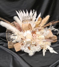 Load image into Gallery viewer, Boho Everlasting flowers on wood log
