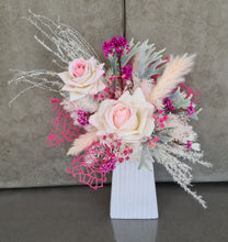 Load image into Gallery viewer, Everlasting flowers cake topper x 2 – Pink, fuchsia &amp; green
