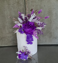 Load image into Gallery viewer, Everlasting flowers cake topper x 2 – Purple
