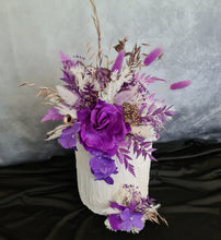 Load image into Gallery viewer, Everlasting flowers cake topper x 2 – Purple
