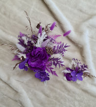 Load image into Gallery viewer, Everlasting flowers cake topper x 2 – Purple
