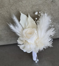 Load image into Gallery viewer, White buttonhole with mini preserved rose - Style 1
