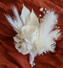 Load image into Gallery viewer, White buttonhole with mini preserved rose - Style 1
