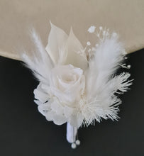 Load image into Gallery viewer, White buttonhole with mini preserved rose - Style 1
