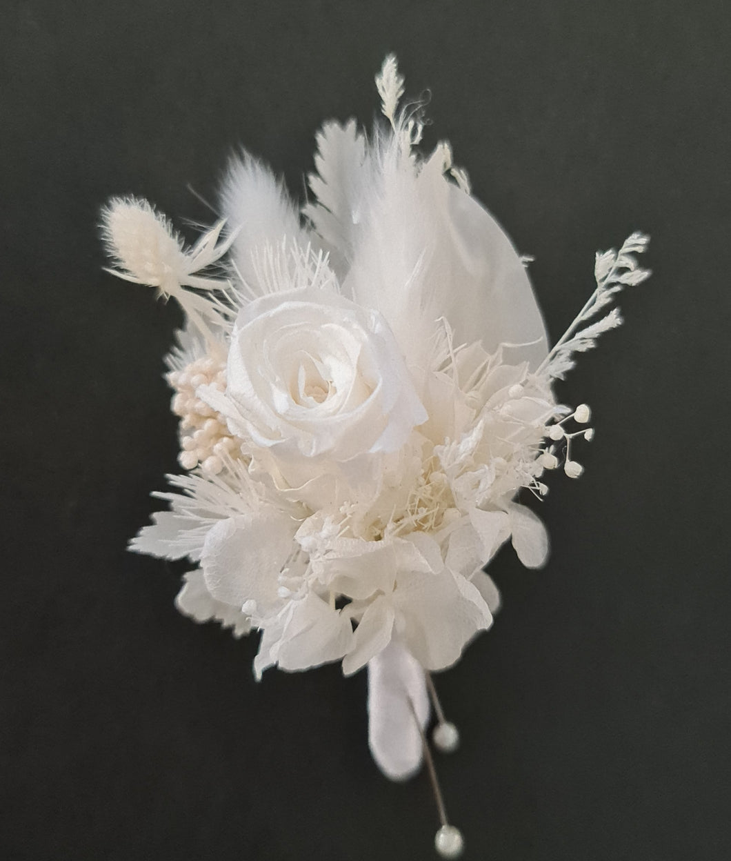 White buttonhole with mini preserved rose - Style 4