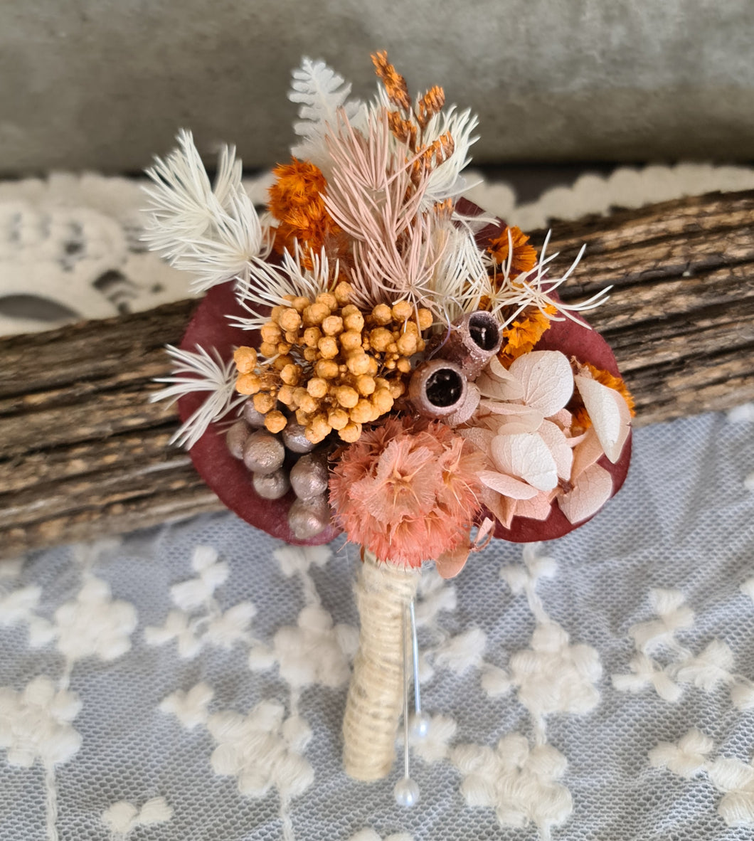 Preserved buttonhole rustic style