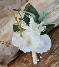 Load image into Gallery viewer, Groom buttonhole boutonniere green &amp; white
