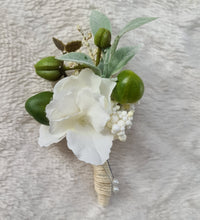 Load image into Gallery viewer, Wedding buttonhole boutonniere in green &amp; white colours
