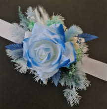 Load image into Gallery viewer, Everlasting flowers school formal / prom corsage – white &amp; blue
