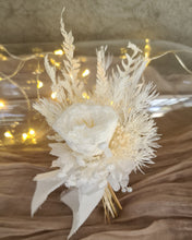 Load image into Gallery viewer, Wedding buttonhole boutonniere w mini preserved peony - white
