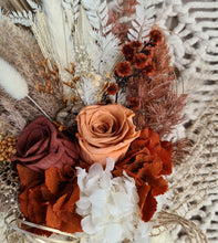 Load image into Gallery viewer, Rustic wedding elopement set – preserved &amp; dry bridal bouquet &amp; buttonhole
