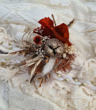 Load image into Gallery viewer, Rustic wedding elopement set – preserved &amp; dry bridal bouquet &amp; buttonhole
