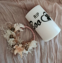 Load image into Gallery viewer, Pet Memory dog /cat Everlasting flowers reef &amp; candle set - Neutral peach
