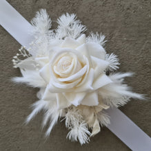 Load image into Gallery viewer, Milky white preserved flowers school formal corsage
