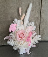 Load image into Gallery viewer, Baby girl preserved flowers with pastel pink preserved rose
