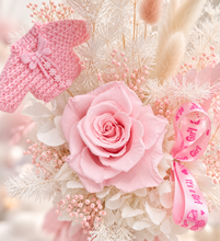 Load image into Gallery viewer, Personalised Baby girl preserved flowers with pastel pink preserved rose
