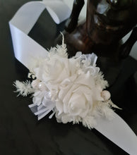 Load image into Gallery viewer, Everlasting flowers white corsage w glitter pearls - School formal / Wedding
