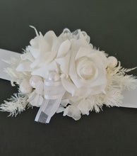 Load image into Gallery viewer, Everlasting flowers white corsage w glitter pearls - School formal / Wedding
