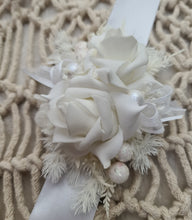 Load image into Gallery viewer, Everlasting flowers white corsage w glitter pearls - School formal / Wedding
