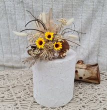 Load image into Gallery viewer, Everlasting flowers Sunflower cake topper - yellow/neutral

