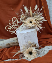 Load image into Gallery viewer, 2 x Everlasting flowers Sunflower cake topper - Neutral
