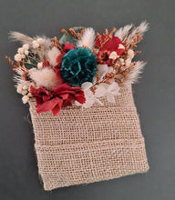 Load image into Gallery viewer, Preserved rustic style orange &amp; green pocket flowers w hessian
