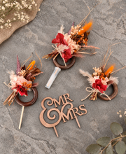 Load image into Gallery viewer, Preserved flowers - triple cake toppers / rings - rustic orange incl Mr &amp; Mrs sign
