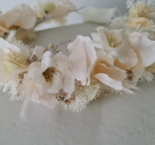 Load image into Gallery viewer, Boho everlasting flowers crown – wedding, maternity photoshoot
