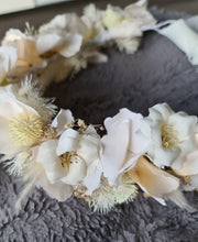 Load image into Gallery viewer, Boho everlasting flowers crown – wedding, maternity photoshoot
