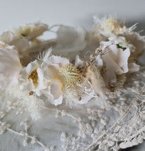 Load image into Gallery viewer, Boho everlasting flowers crown – wedding, maternity photoshoot
