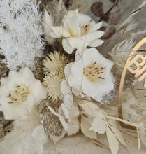 Load image into Gallery viewer, Everlasting flowers Boho style cake topper  – Happy Birthday
