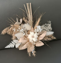 Load image into Gallery viewer, Boho Everlasting flowers cake topper
