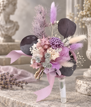 Load image into Gallery viewer, Preserved flowers - triple cake toppers / rings – violet, purple &amp; silver
