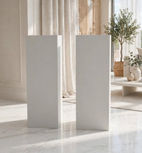 Load image into Gallery viewer, Plinth Acrylic white (25 x 25) - 70cm - HIRE ONLY
